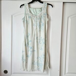 Floral Nightgown Light Green Sleep Dress Large 70s Retro Cottagecore Hairspray